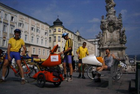 Am grössten offenen Marktplatz in Linz